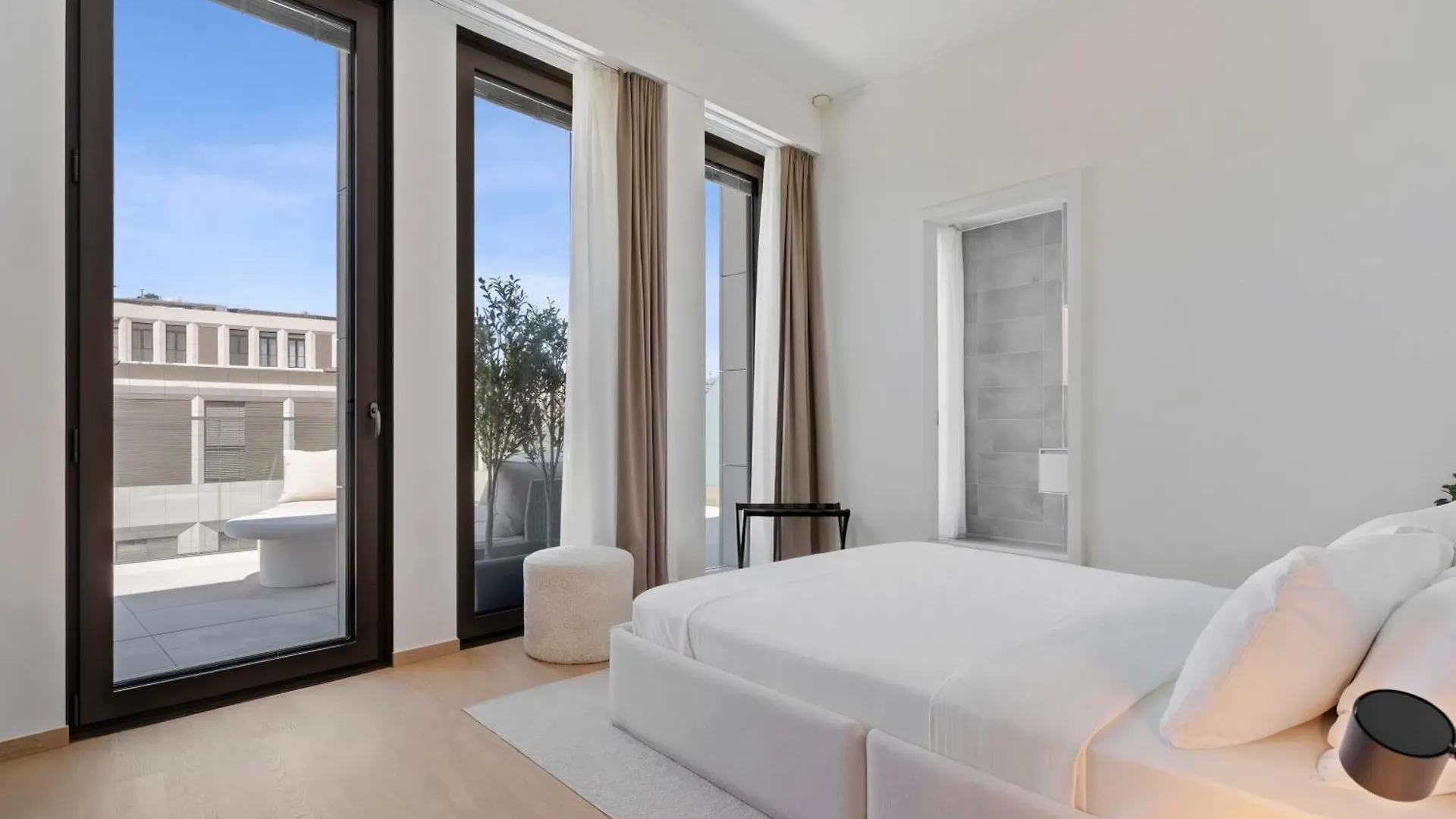 Voya Residence Zenit Royal - Luxury Apart Hotel Rooftop Views & Concierge Luxembourg Luxembourg