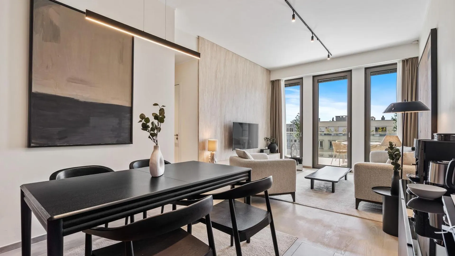 Voya Residence Zenit Royal - Luxury Apart Hotel Rooftop Views & Concierge Luxembourg 0*,  Luxembourg