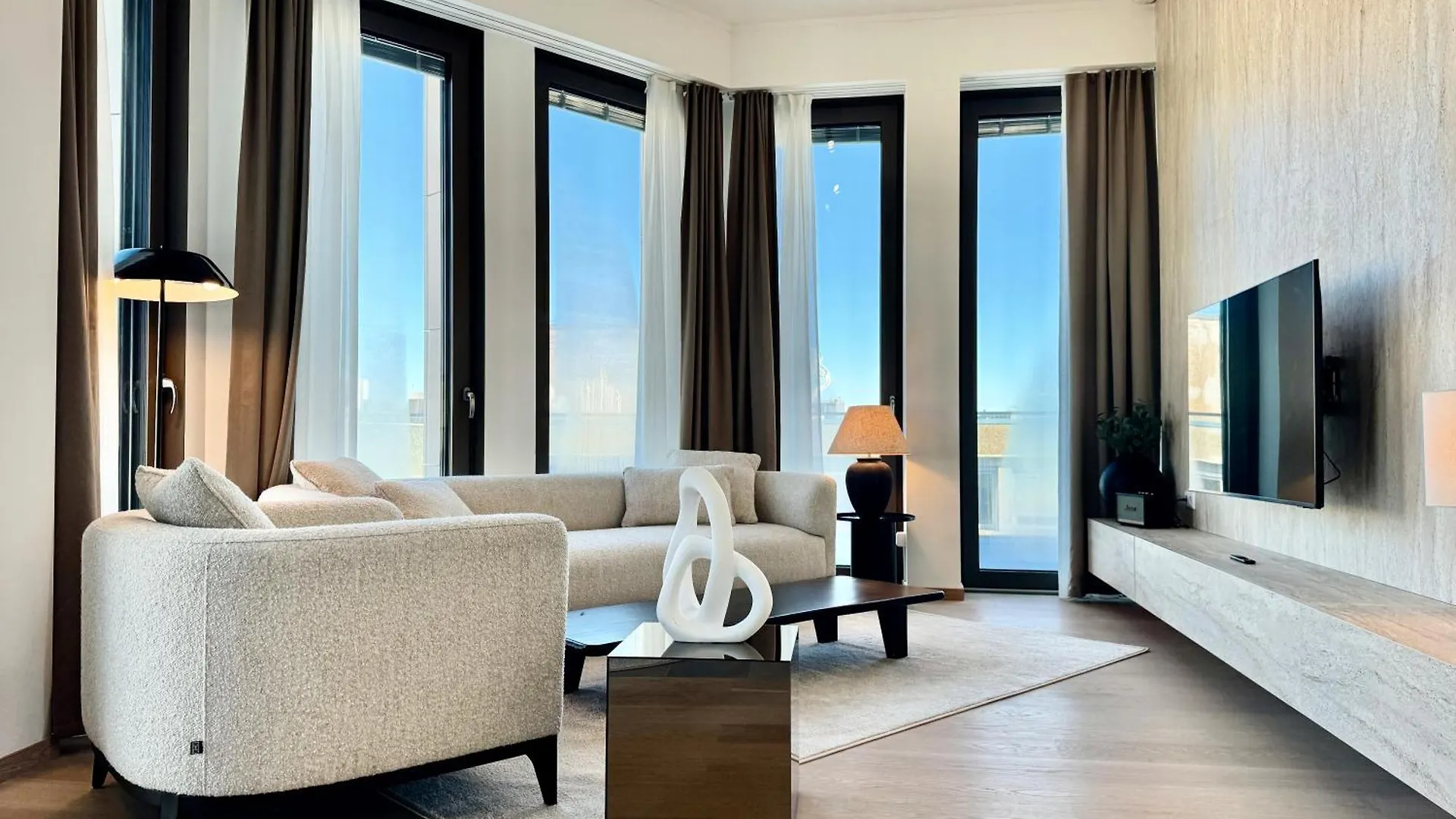 Voya Residence Zenit Royal - Luxury Apart Hotel Rooftop Views & Concierge Luxembourg Appartement