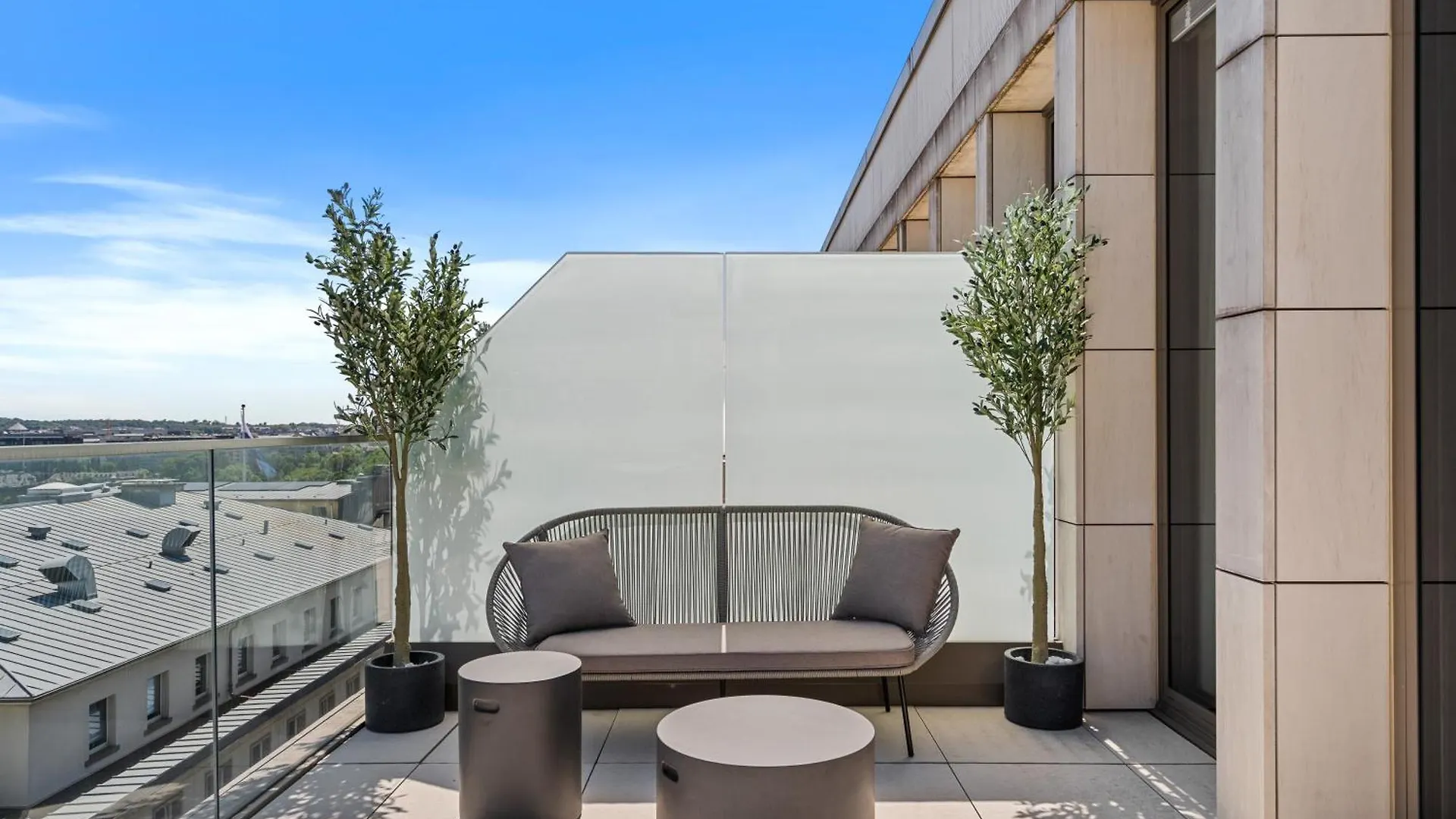 Voya Residence Zenit Royal - Luxury Apart Hotel Rooftop Views & Concierge Luxembourg Appartement