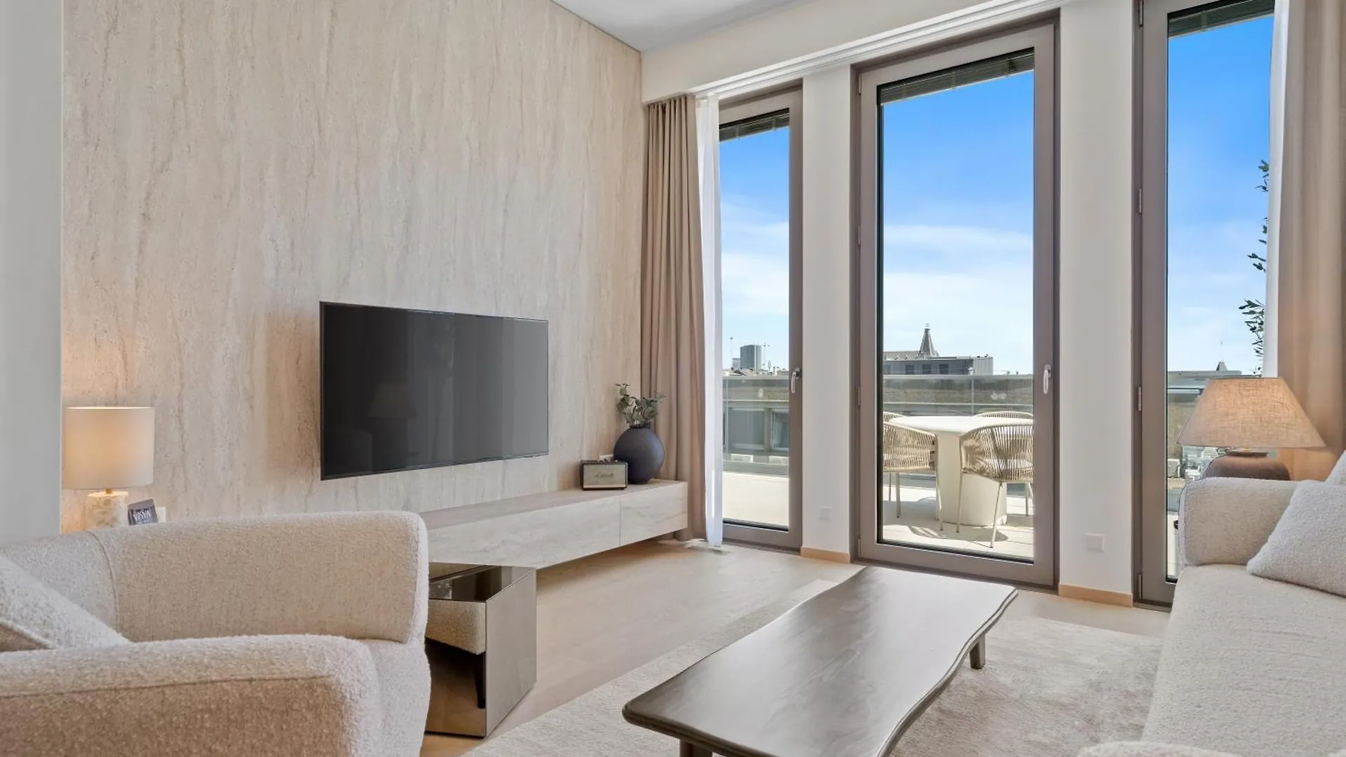 Voya Residence Zenit Royal - Luxury Apart Hotel Rooftop Views & Concierge Luxembourg